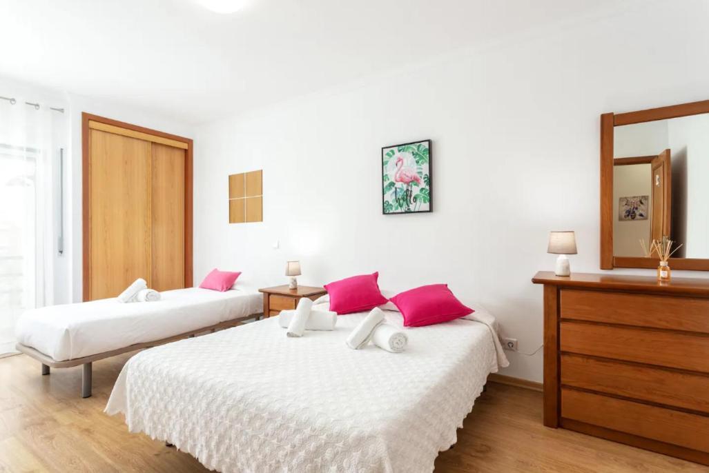 Blife Vitorya Private Rooms District de District de Faro Extérieur photo